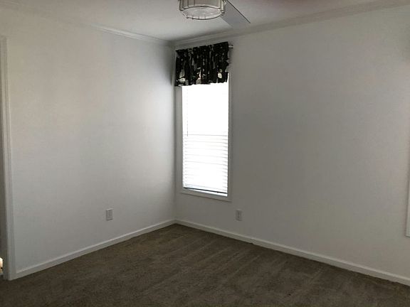4th image of 17100 Tamiami Trl #181