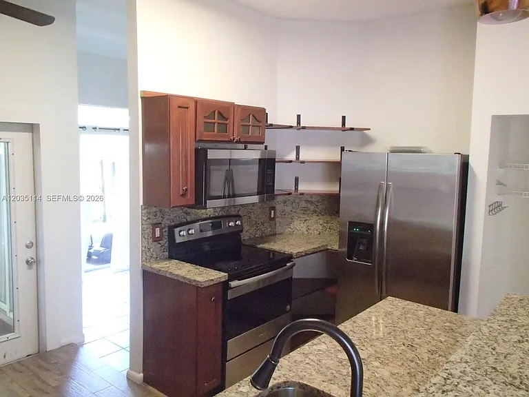 21519 SW 90th Ct — Photo 6