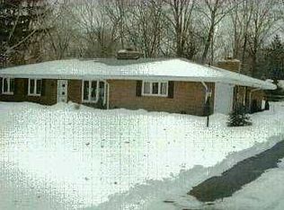 4640 Oakhurst Rd, Sylvania, OH 43560