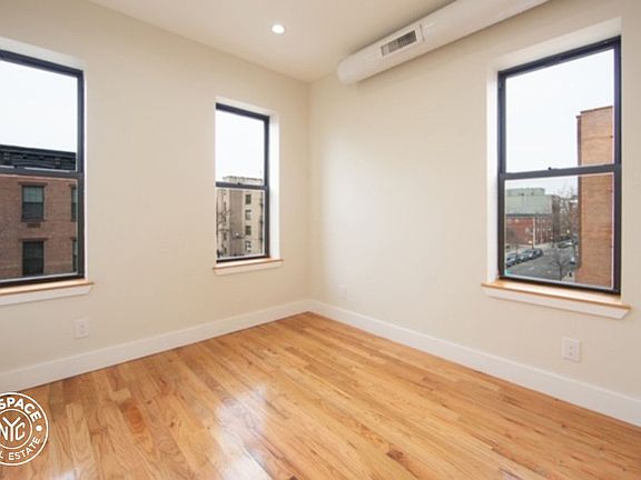 3rd image of 213 Stuyvesant Ave #3F