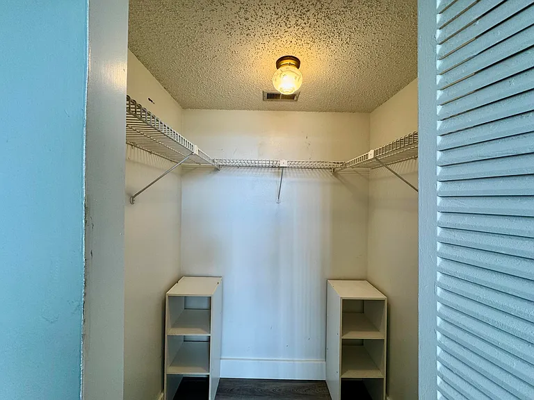 1800 SW 81st Ave #1307 — Photo 28