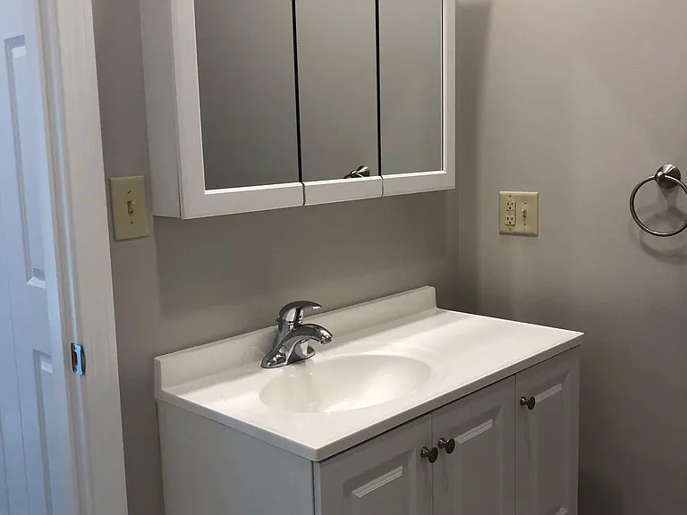 18 Water St #1 — Photo 4