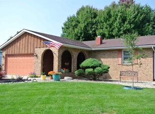 52325 Briarcliff Ln, South Bend, IN