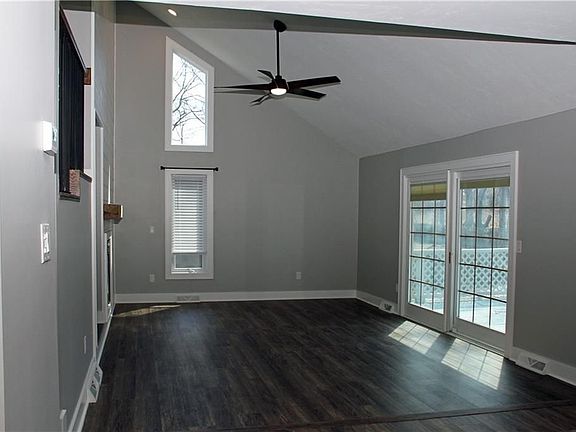 5th image of 6803 Jayhawk Cir