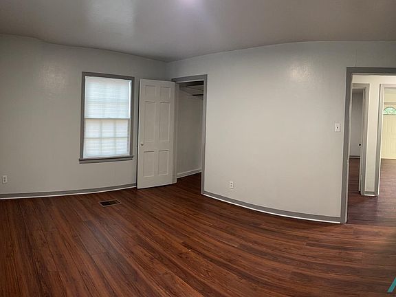 5th image of 1107 S Missouri Ave