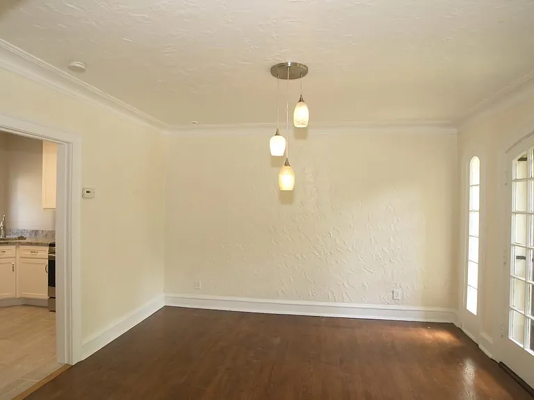 7751 Davis Dr — Photo 9