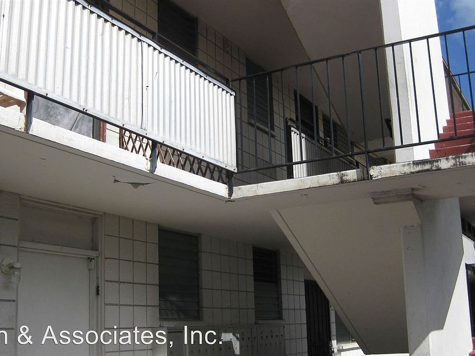 2nd image of 954 Akepo Ln APT 15