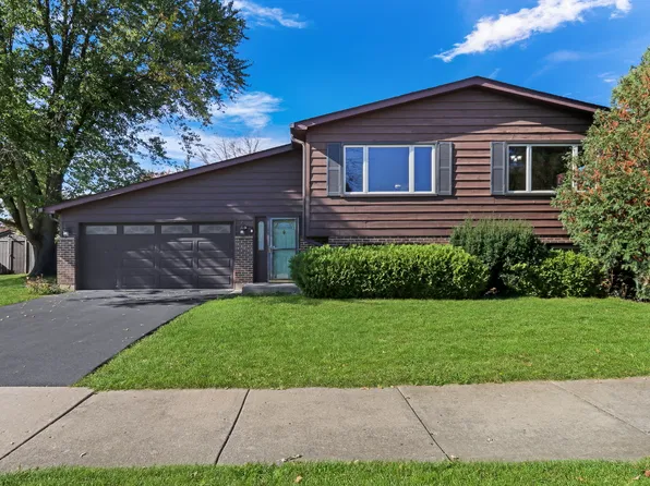 3320 Burr Oak Dr, Waukegan, IL 60087