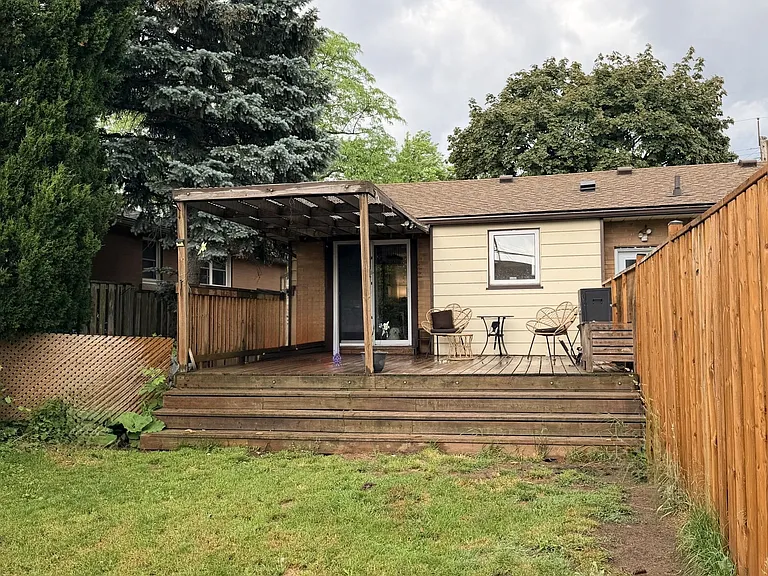 133 Kingslea Dr #MAIN — Photo 24