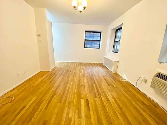 3rd image of 416 Lafayette St #1EE