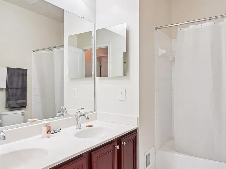 6947 Country Club Ter — Photo 33