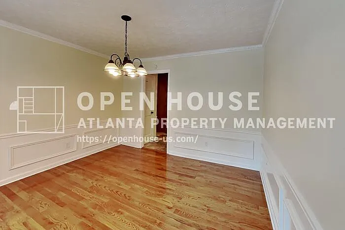 3829 Bluffview Dr — Photo 8