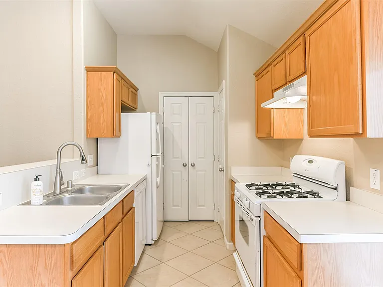 1235 Halls Brg — Photo 9