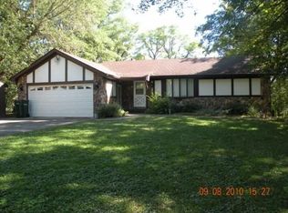 40601 93rd St, Genoa City, WI 53128