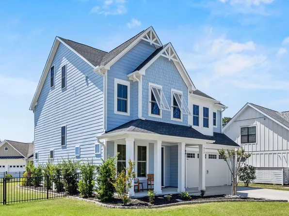 812 W Craftsman Way, Hampstead, NC 28443