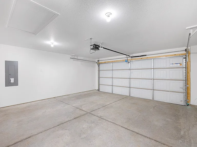 1105 SW 3rd Ave — Photo 33