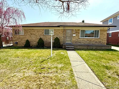 31015 Dorais St Photo 1