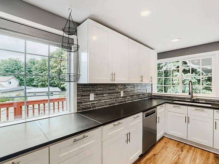 3030 Panaview Blvd — Photo 5