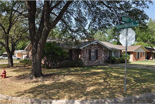 1st image of 2101 Lanier Dr