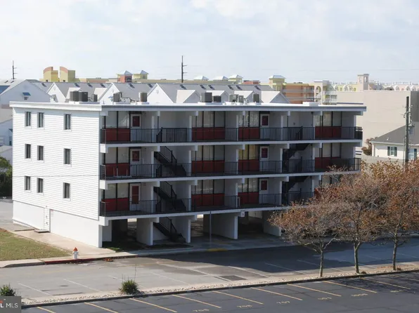 9 58th St Unit 102, Ocean City, MD 21842