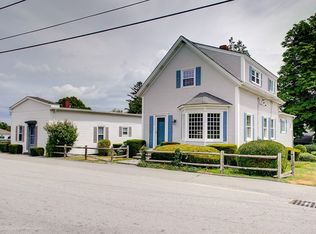 142-146 Shove St, Tiverton, RI 02878