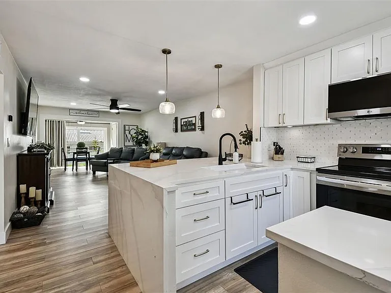 9032 Mission Oaks Blvd #F — Photo 6