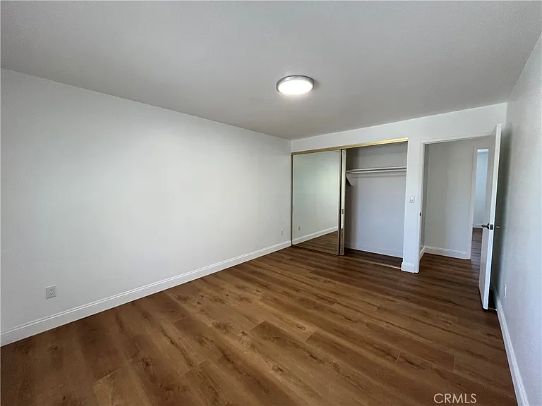 16944 Superior St — Photo 21