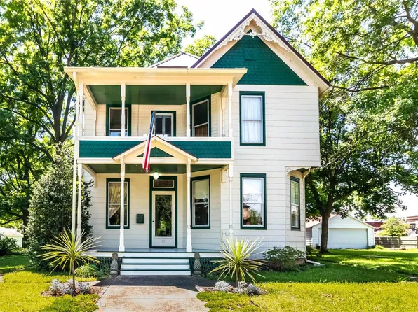 246 Jefferson St, Sainte Genevieve, MO 63670