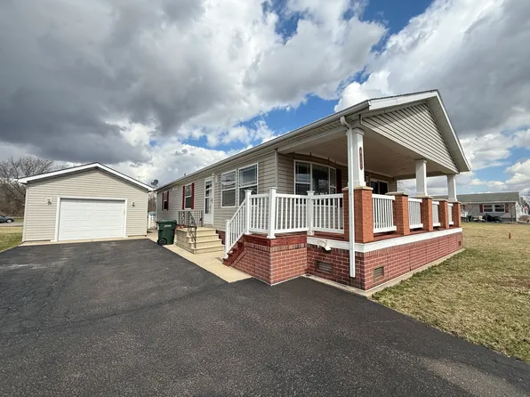 415 James Rd, Elwood, IL 60421