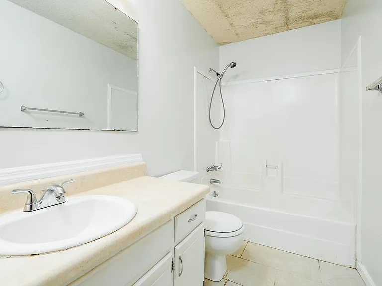 118 Roberta Dr — Photo 10
