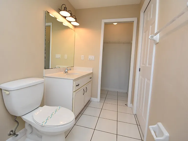 33 Lloyd Trl #B — Photo 17