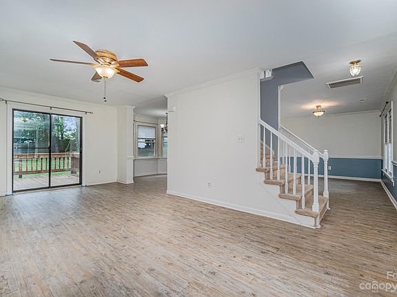 4th image of 2407 Wildburne Ct