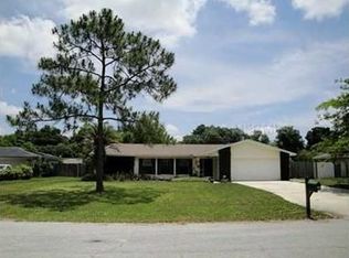 907 Oak Dr, Altamonte Springs, FL 32714