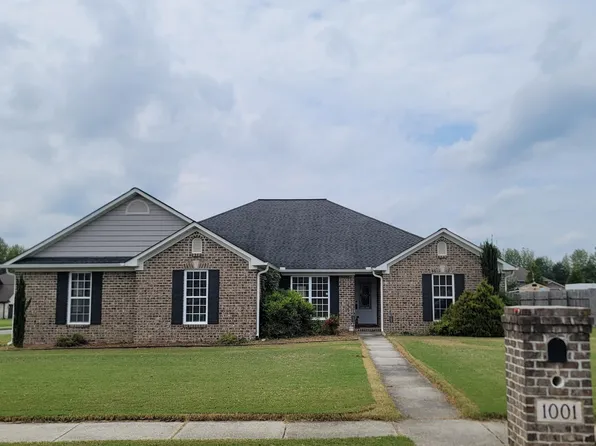 1001 Emerald Way, Hartselle, AL 35640