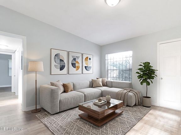 5th image of 6109 STRAWFLOWER Place