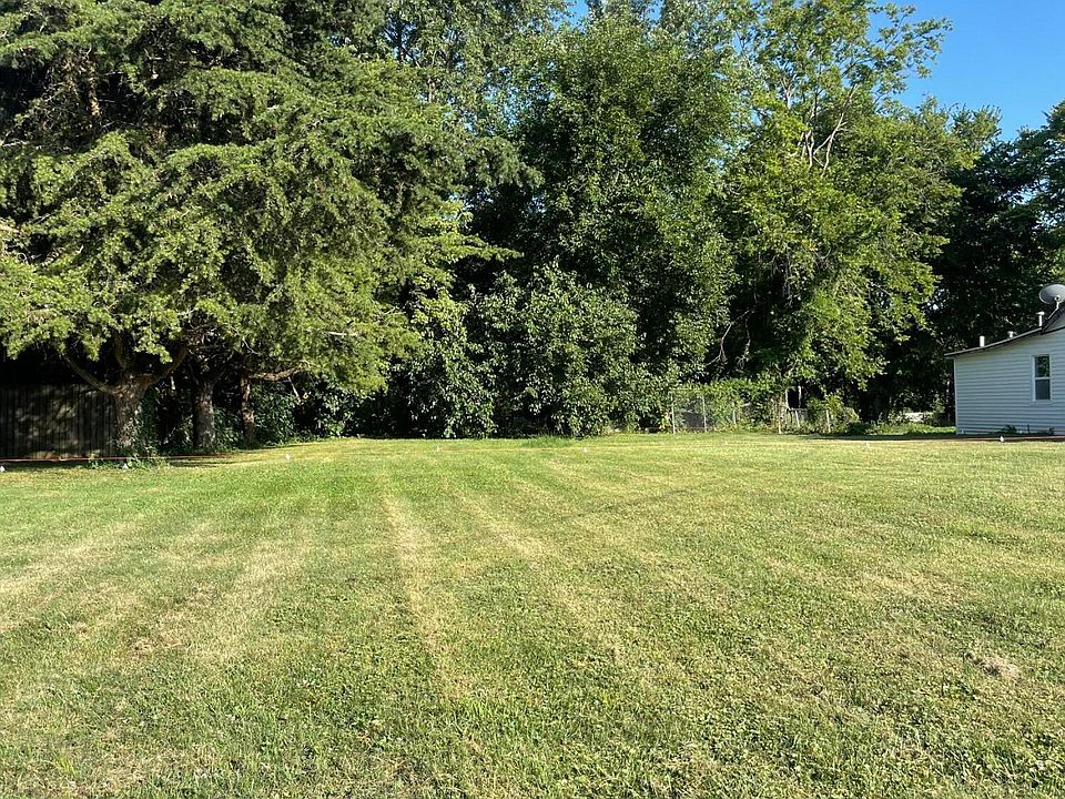 1st image of 4519 River Front Dr