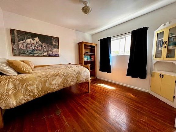 2nd image of 4022 La Salle Ave
