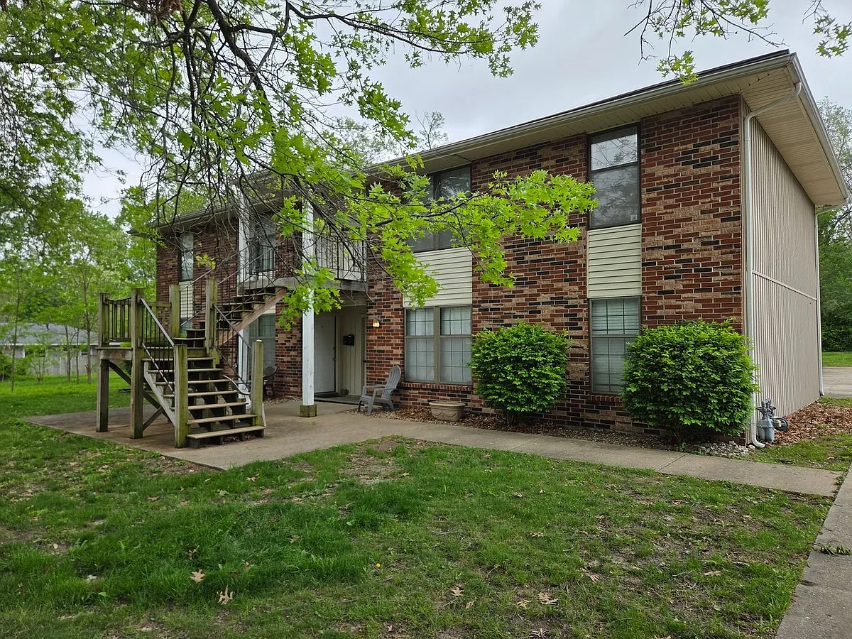 Building Photo - 304 NE Forest St #B