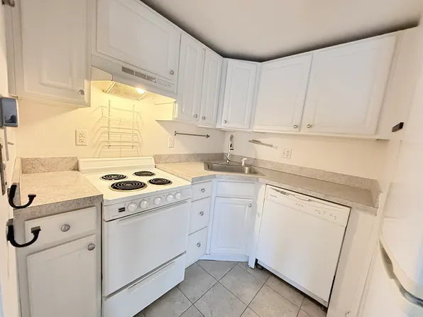 278 Harvard St, Cambridge, MA