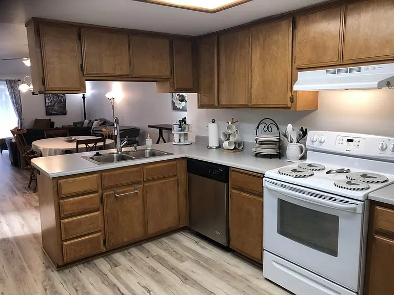 525 Primrose Dr — Photo 30