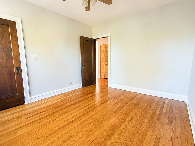 5348 N Wolcott Ave — Photo 7