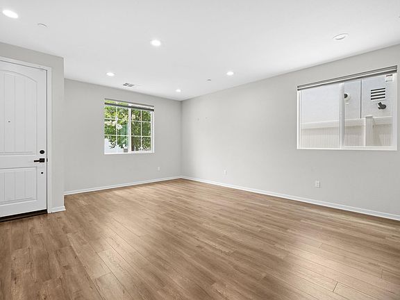 2nd image of 15603 W Lilli Way