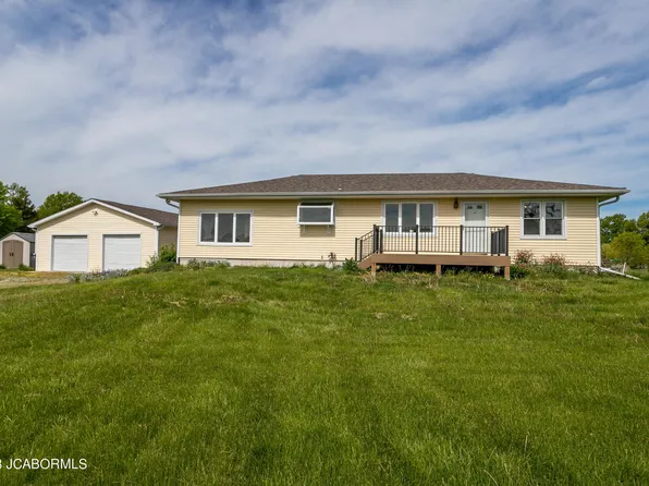 6377 Tilla Dr, Fulton, MO 65251