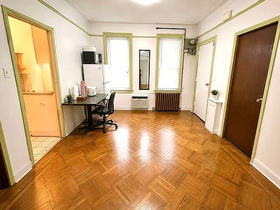2nd image of 4215 Bedford Ave Floor 2