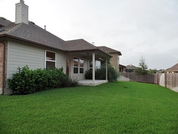 3rd image of 4207 Grand Vista Cir
