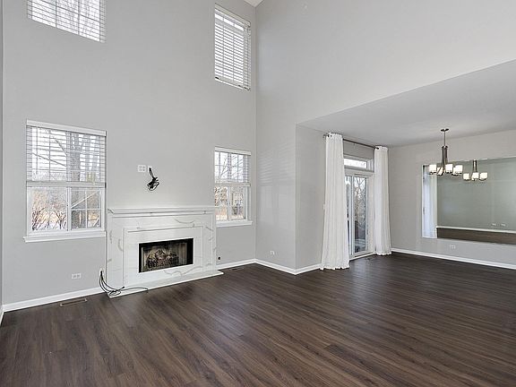 5th image of 965 March St