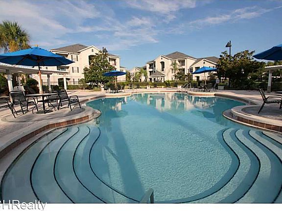 3rd image of 6548 Swissco Dr Unit 613