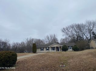 10233 Misty Brook Ln, Knoxville, TN 37922