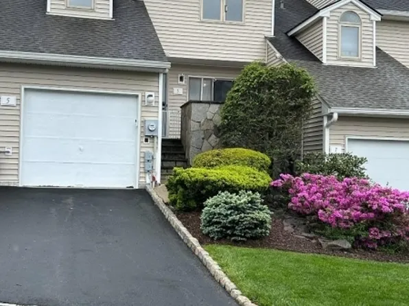 5 Cadmus Ct, West Orange Twp., NJ 07052