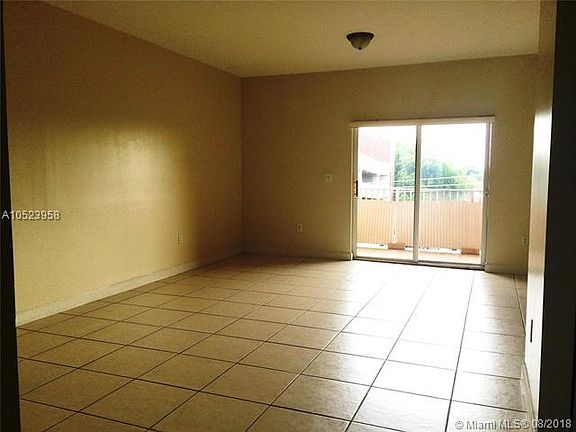 4th image of 1300 NE 109th St APT 407